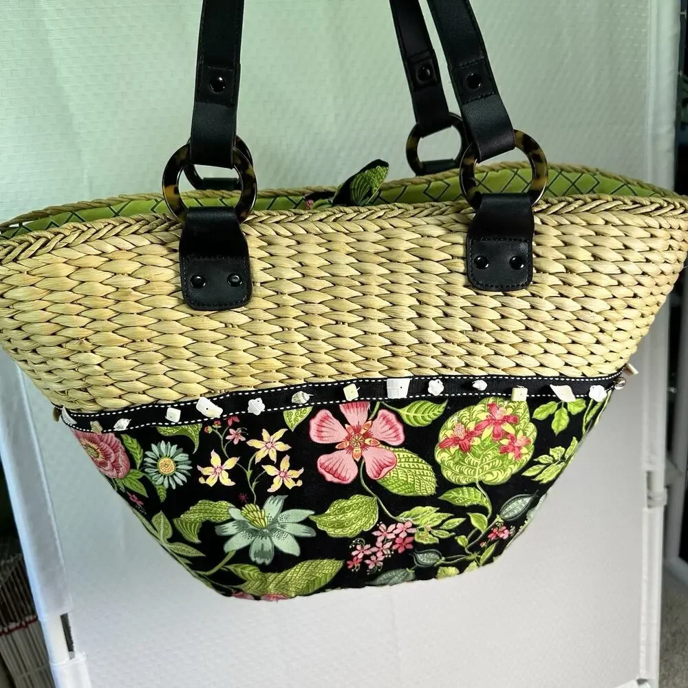 Vera Bradley Botanica Print Beach Tote Natural Woven Straw Sea Shell Bead Cruise